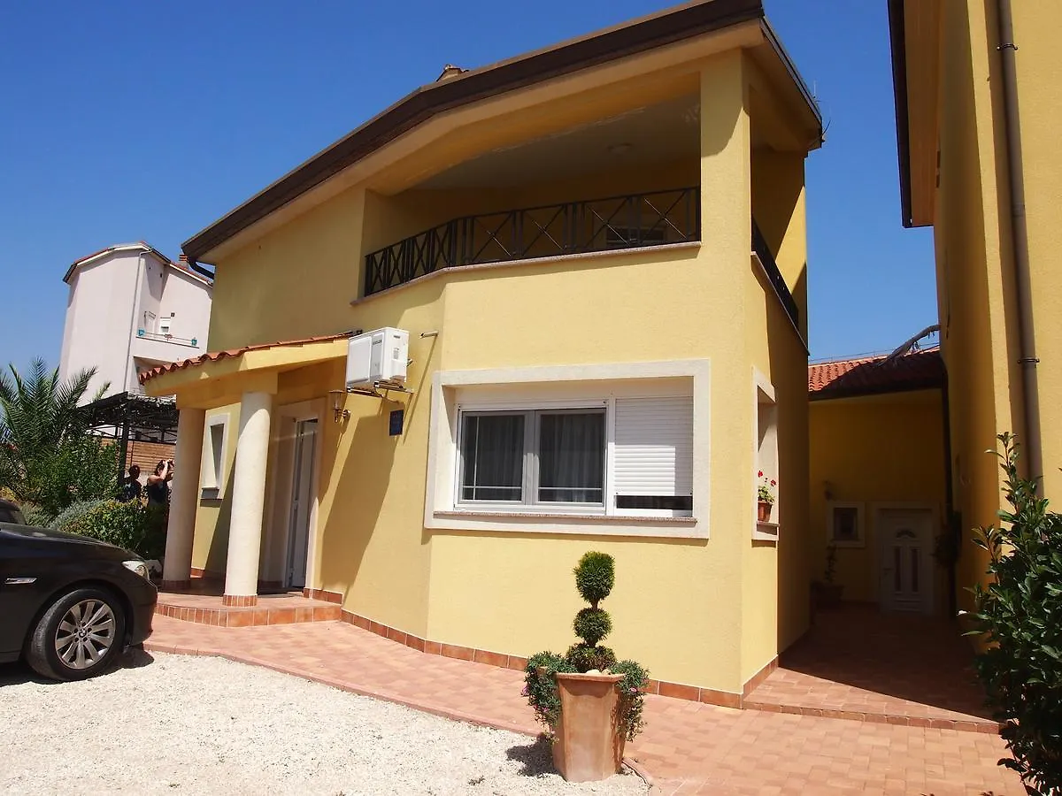 Appartamento Villa Istriana Ližnjan